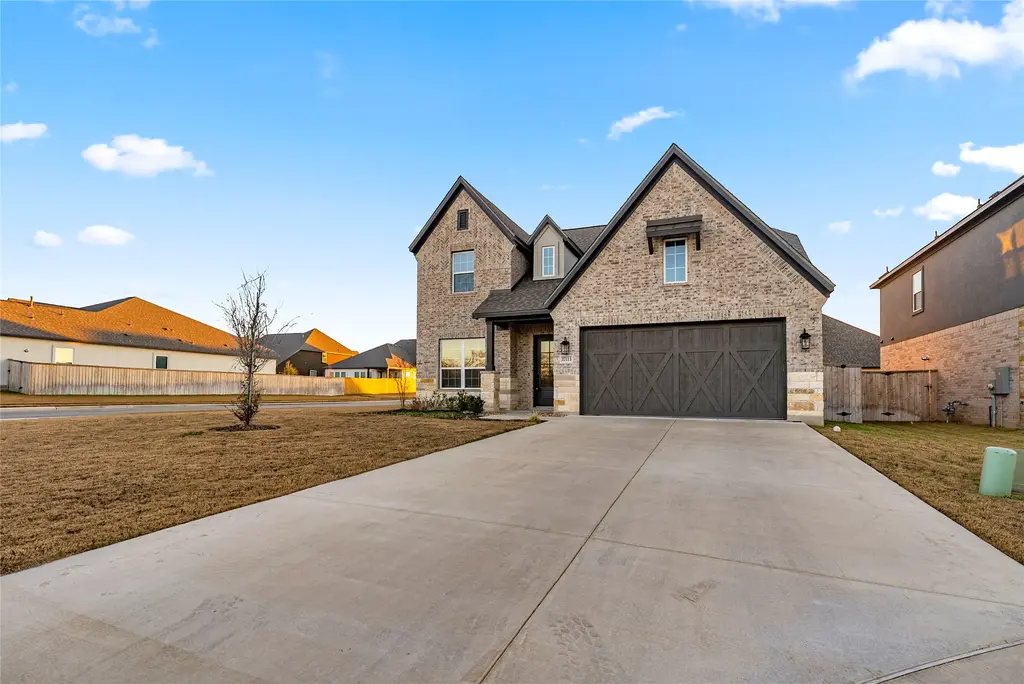 17113 Howdy Way, Manor