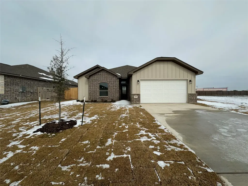 712 Eagle Crest Drive, Salado