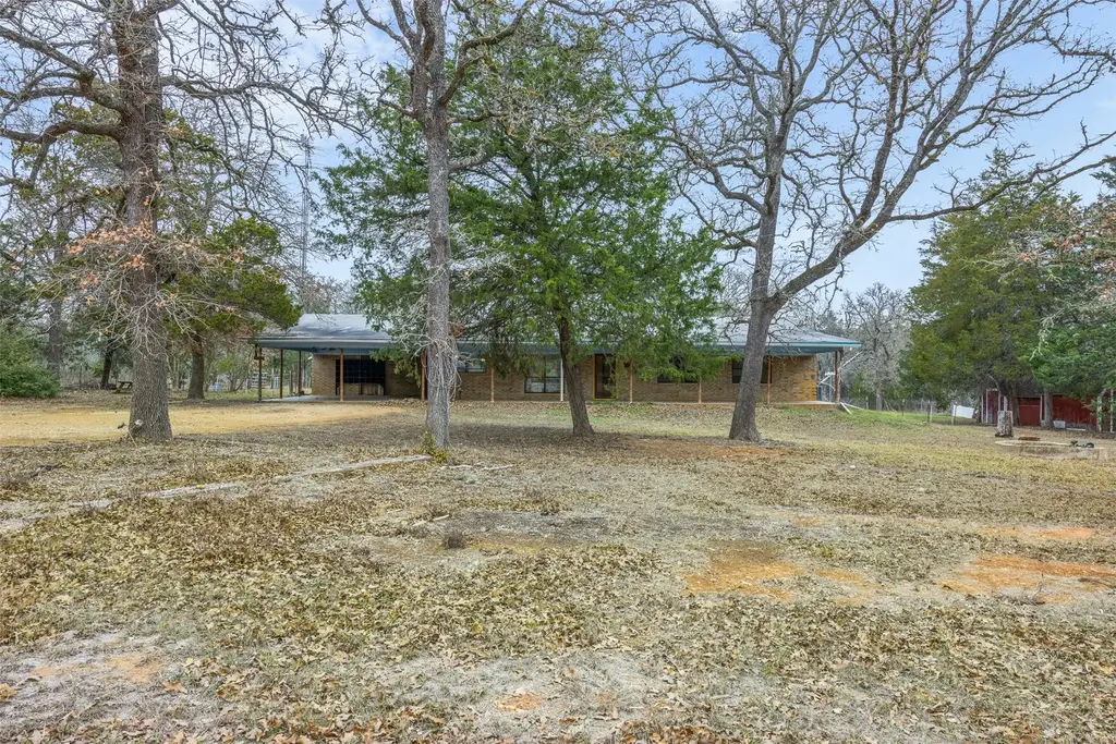 150 Turner Lane, Paige