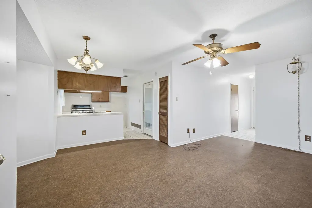 8516 Woodstone Drive, Austin