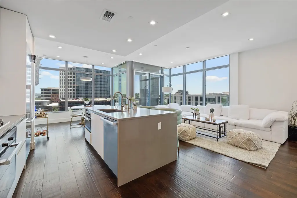 501 West Avenue 804, Austin