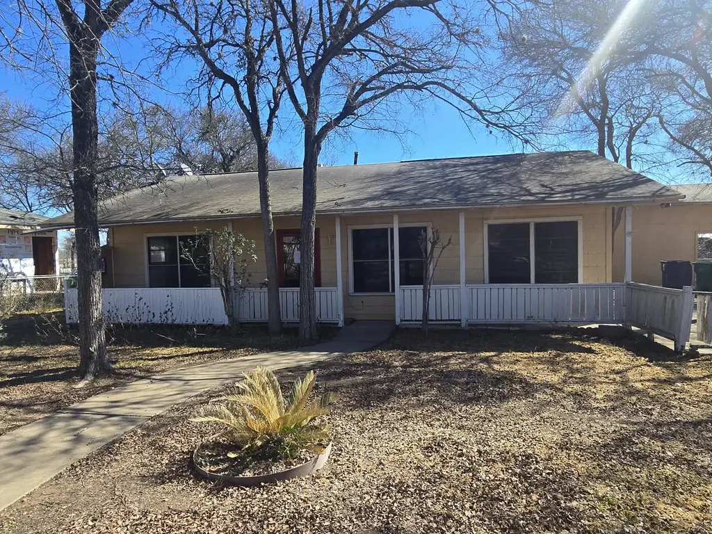 107 N Stony Mont Drive, Del Valle