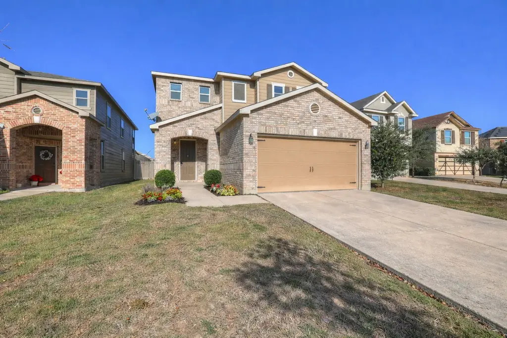 2095 Shire Meadows, New Braunfels
