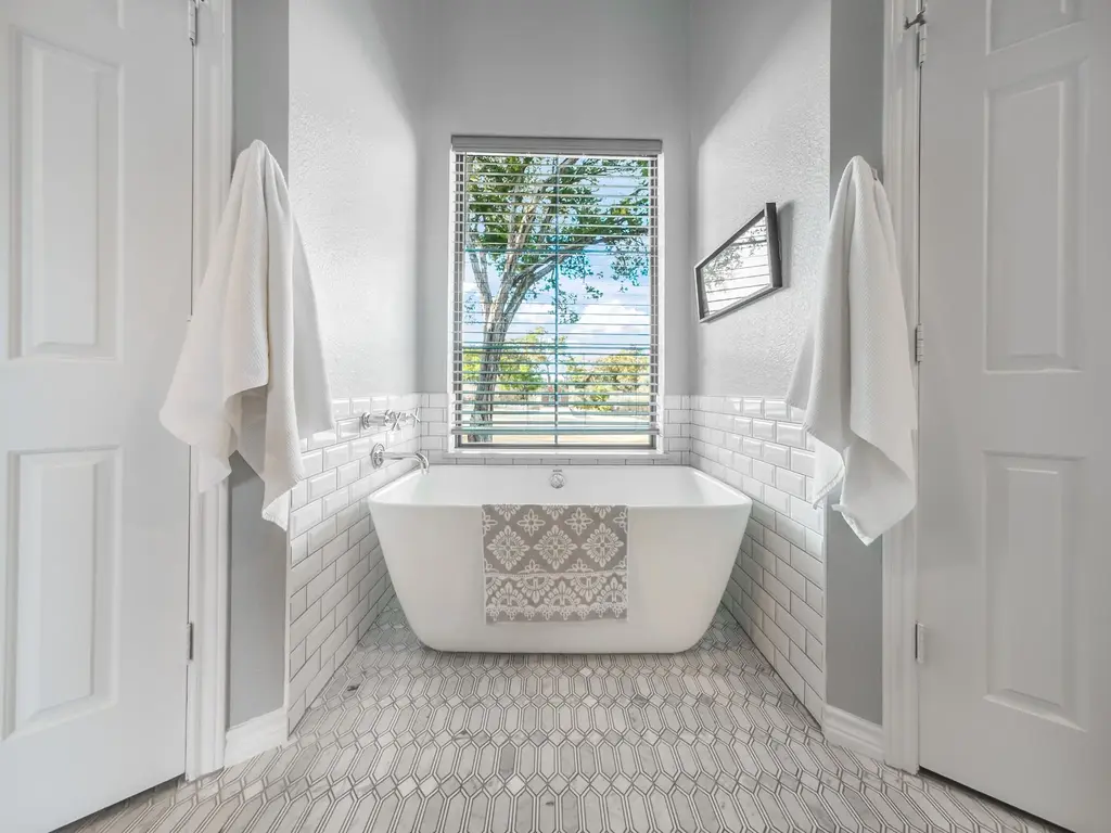 6505 Epping Forest Cove, Austin