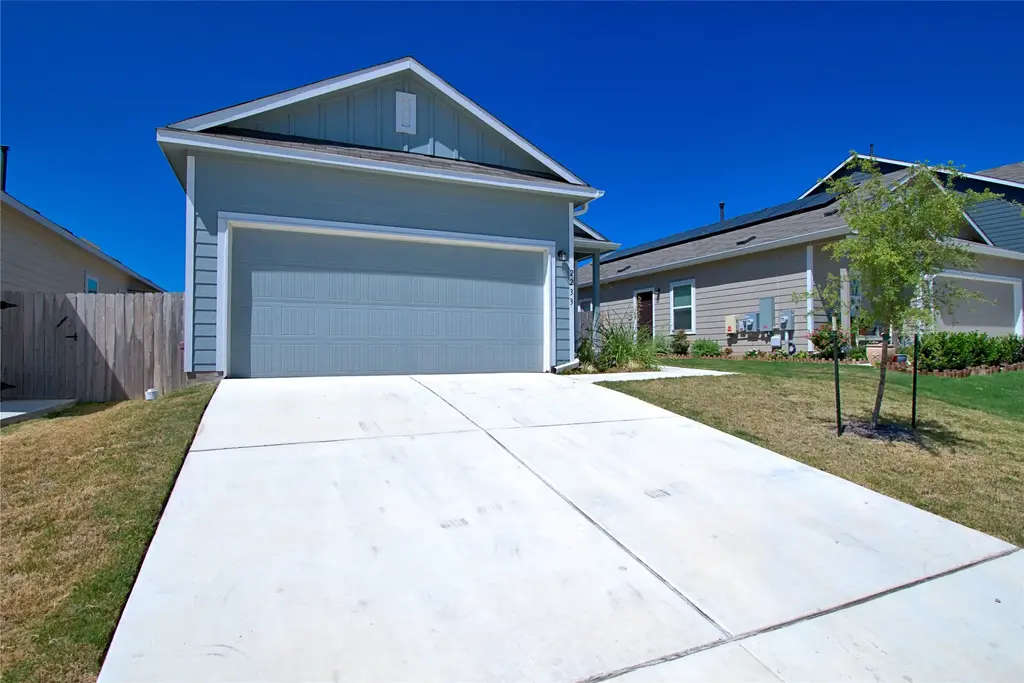 2233 Forgetmenot Lane, Pflugerville