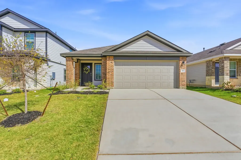 192 Juan Cordona Drive, Buda