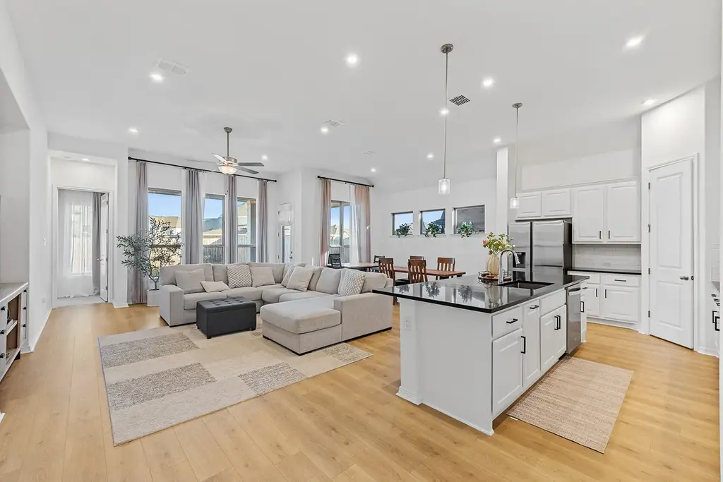 309 Hollister Drive, Liberty Hill