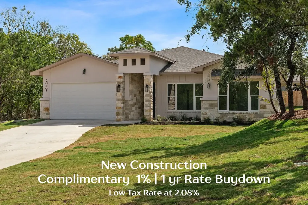 20405 Sunset Strip Street, Lago Vista