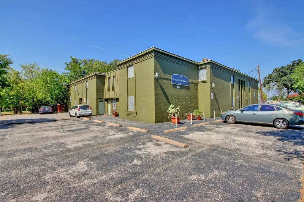 303 W 40th Street 101, Austin