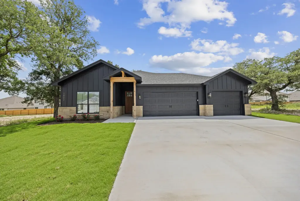 1802 Paint Horse Trail, Harker Heights