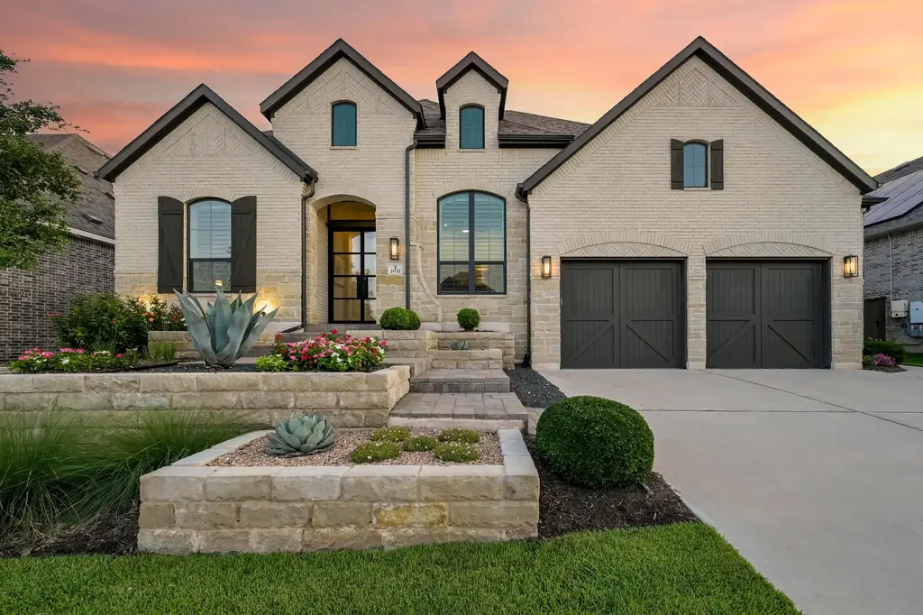 2032 Cotton Farm Trail, Leander