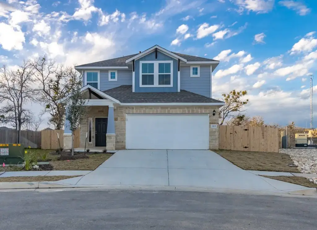 213 Riverhill Cove, Georgetown