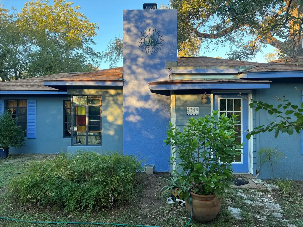 4319 Airport Boulevard, Austin