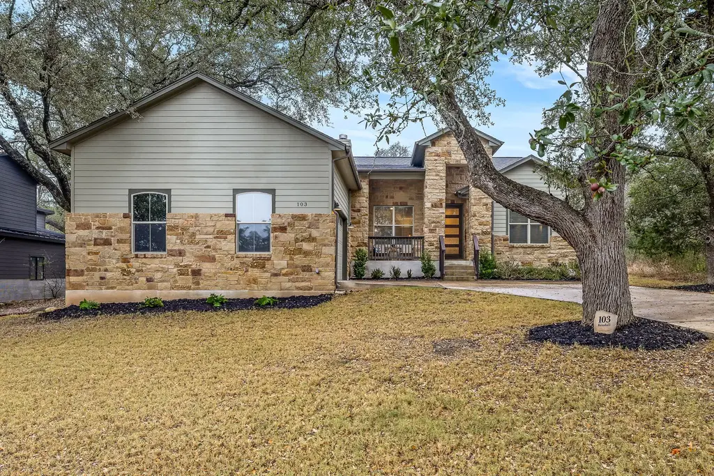 103 Kendall Drive, Spicewood