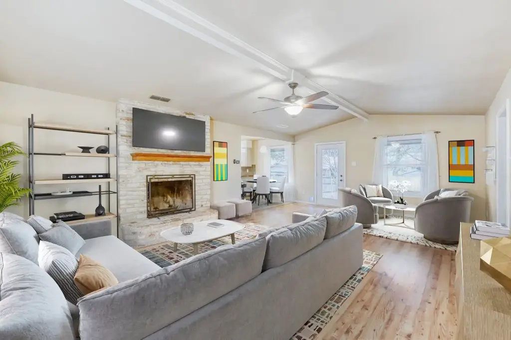 2114 Bel Air Drive, Taylor
