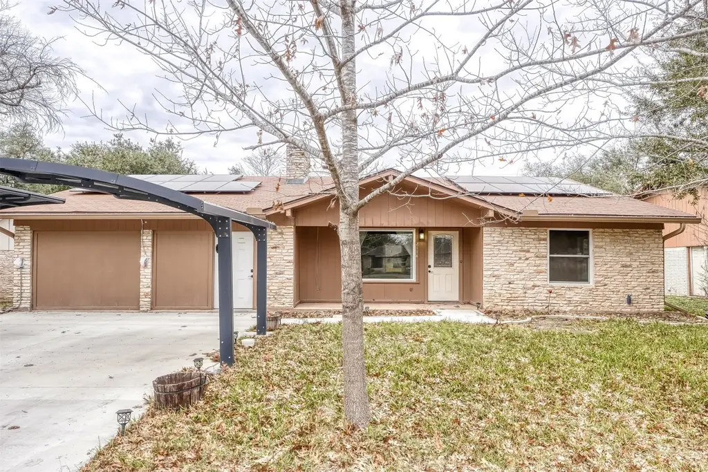 2114 Bel Air Drive, Taylor