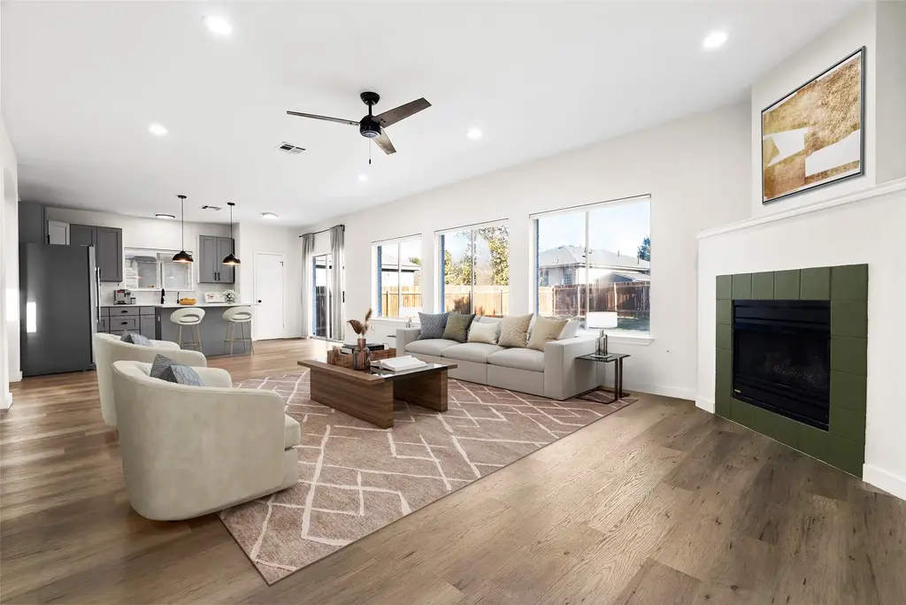 3817 Tailfeather Drive, Round Rock