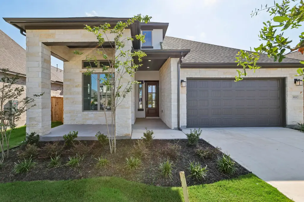 553 Prickly Poppy Loop, Kyle