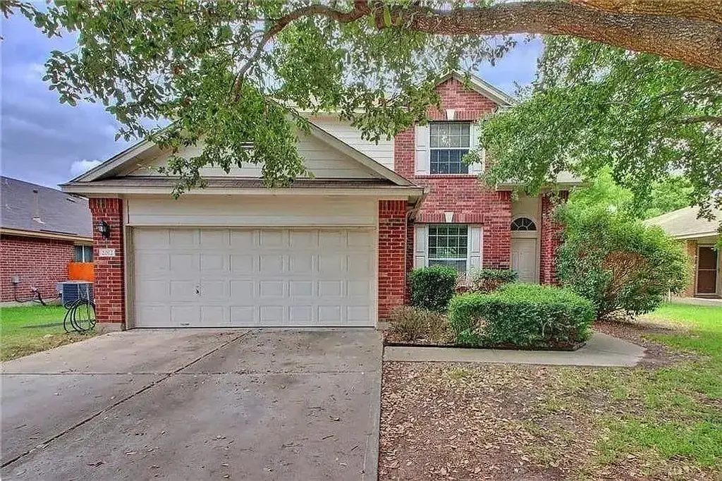 2012 Huxley Lane, Round Rock