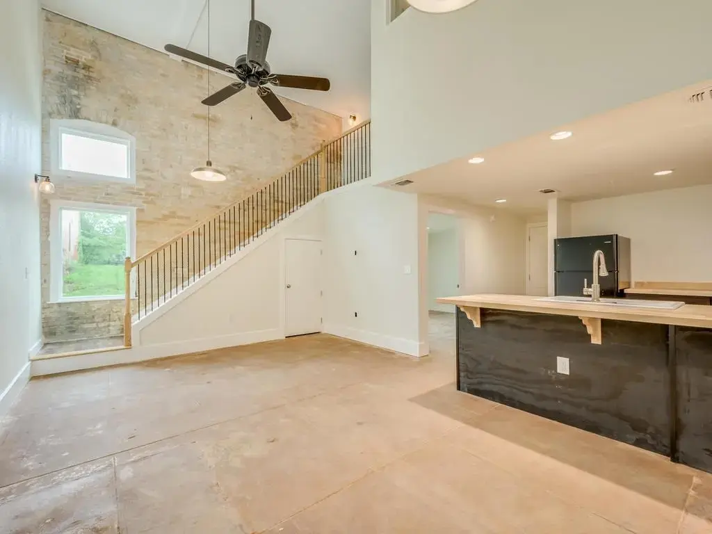 110 S Main Street 104, Elgin