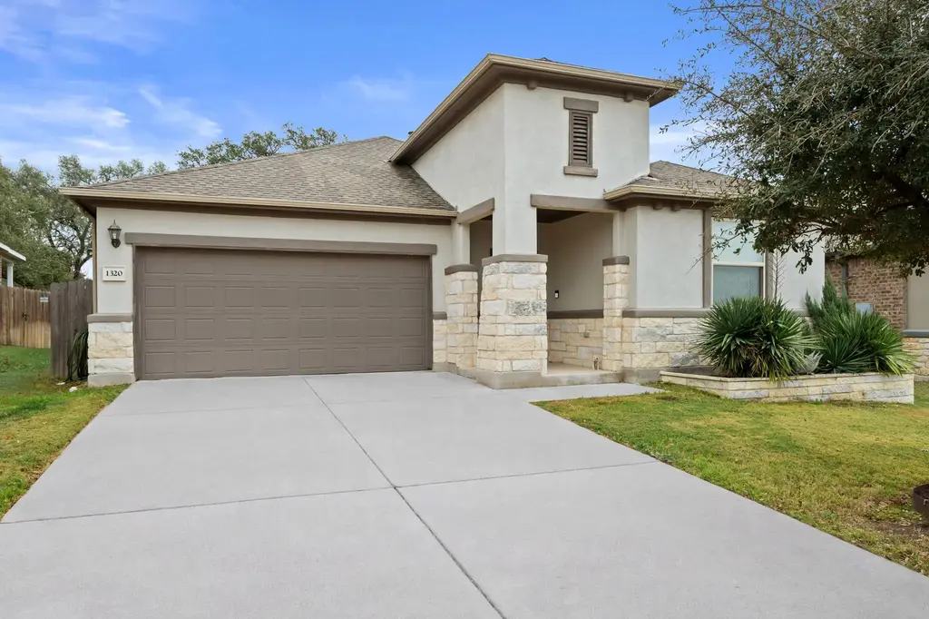 1320 Eagle Ray Street, Leander