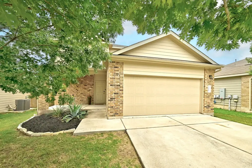 3905 Alpine Autumn Drive, Austin