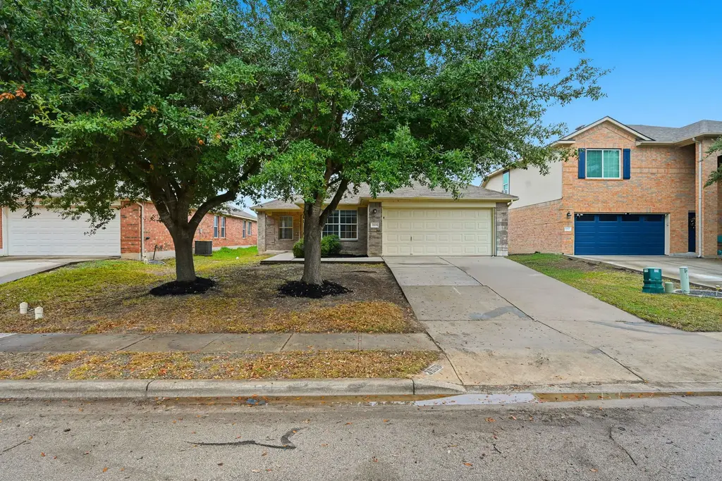 3908 Rocky Shore Lane, Pflugerville