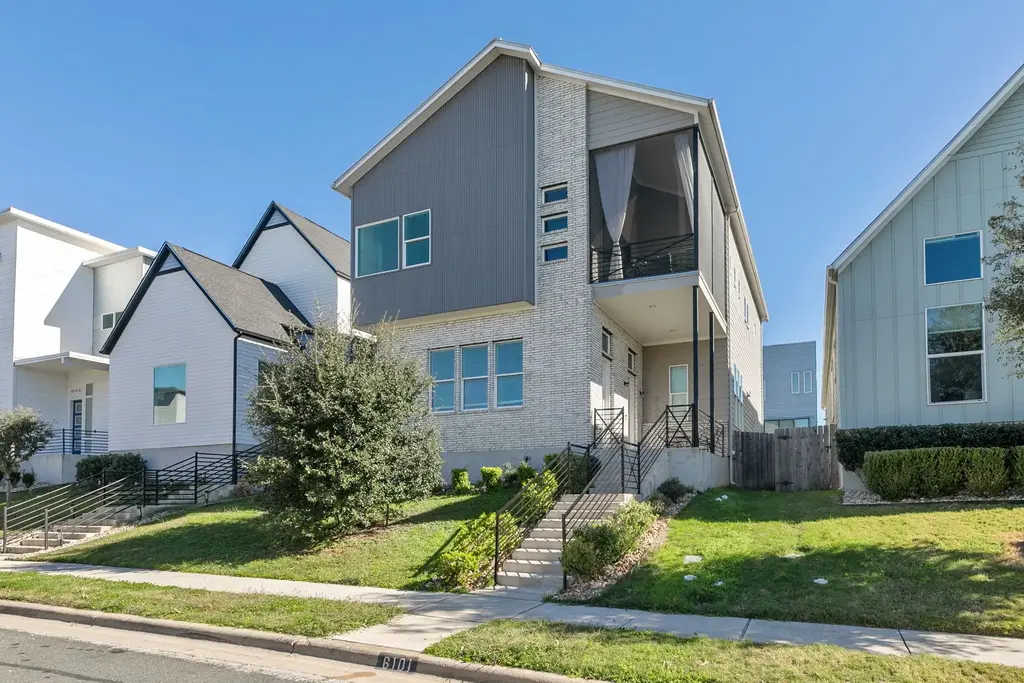 6101 Florencia Lane, Austin