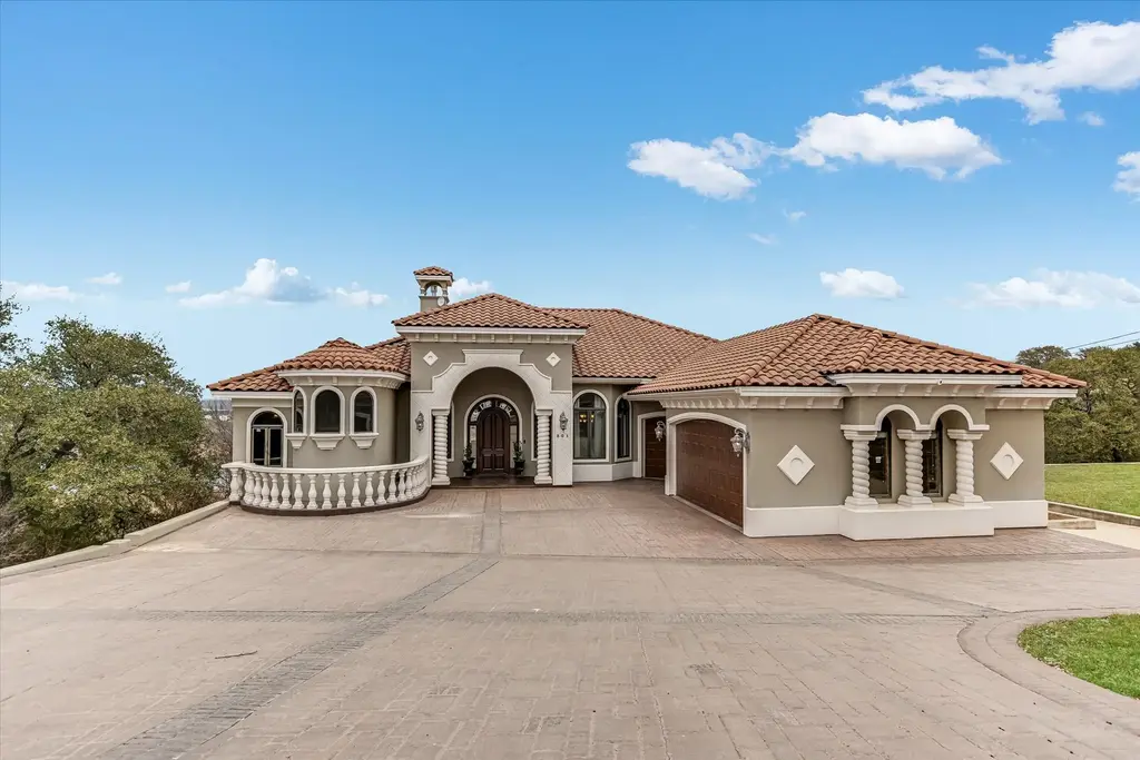 301 Circle Drive, Horseshoe Bay