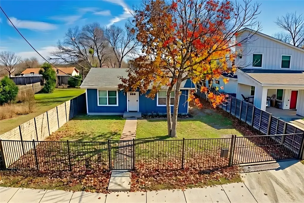 6915 Providence Avenue, Austin