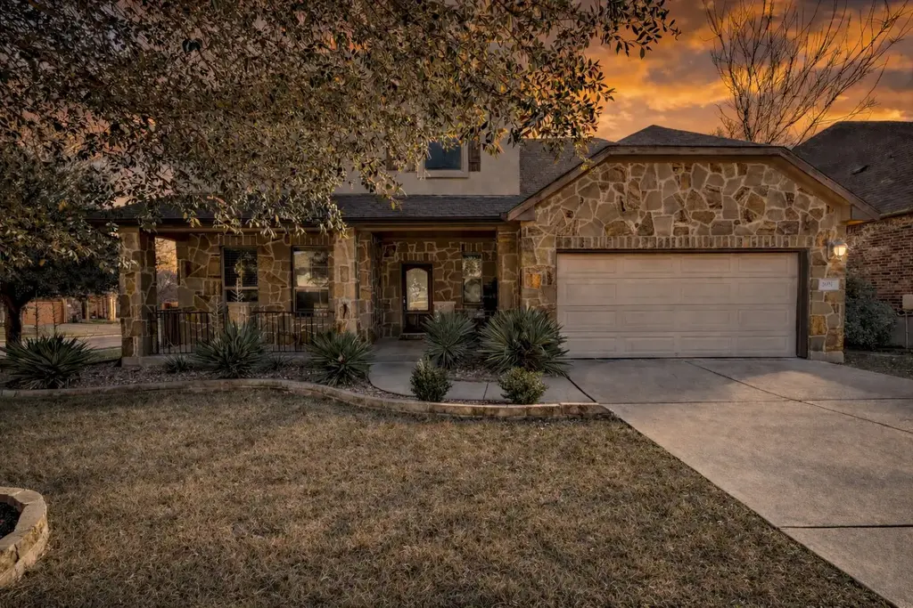 2937 Castellan Lane, Round Rock
