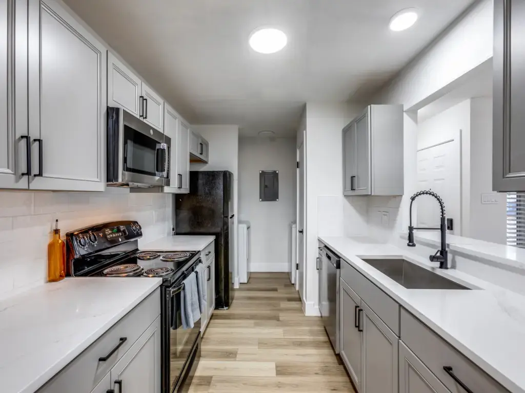 1845 River Crossing Circle A, Austin