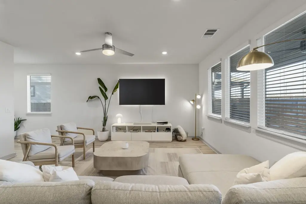 217 Cupreata Lane, Leander