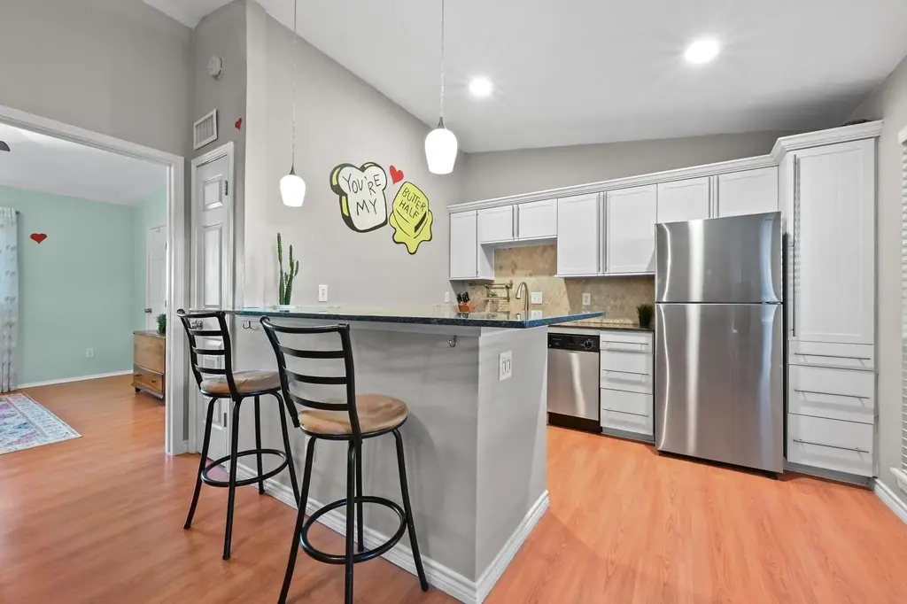 2021 Bluebonnet Lane 203, Austin