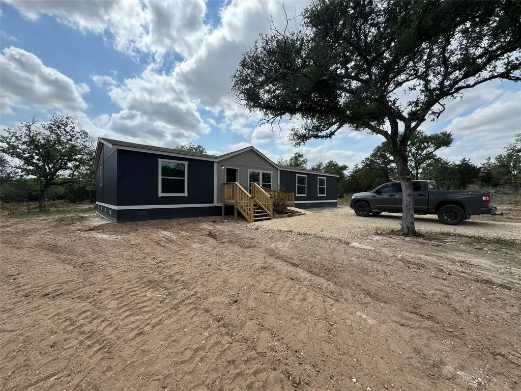 1740 Sandy Creek Road, Red Rock