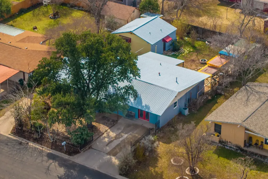 205 E Lola Drive, Austin
