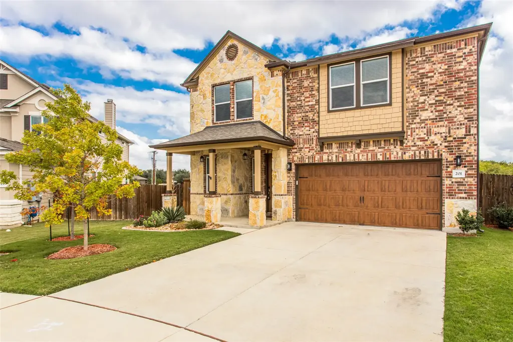 201 Tordesillas Drive, Georgetown