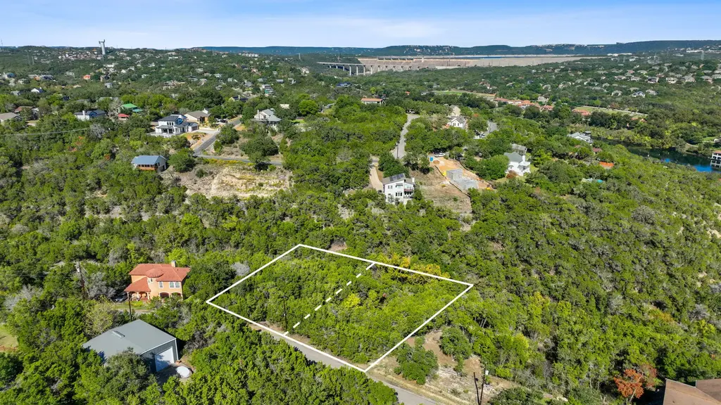 13904 Saskatchewan Drive, Austin