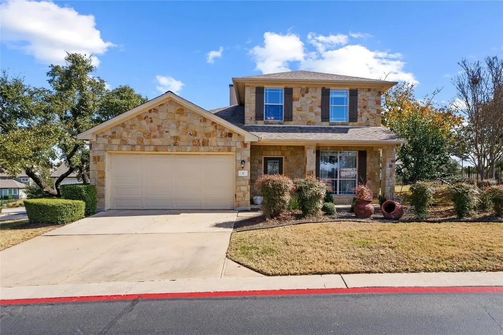 11 White Magnolia Circle, Austin