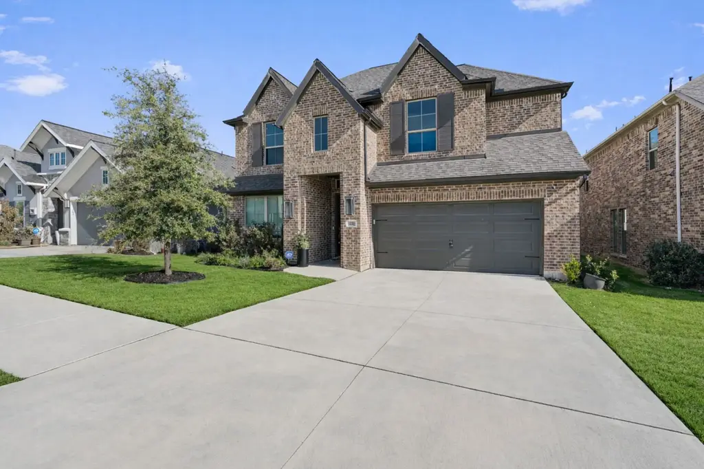 221 Ashmore Lane, Georgetown