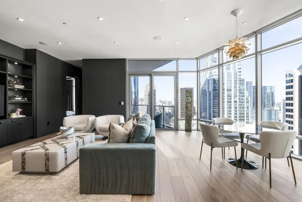 200 Congress Avenue 21d, Austin