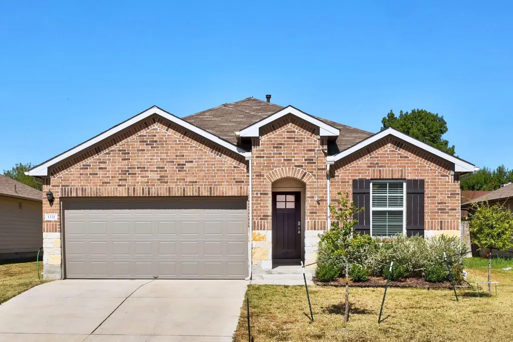 1331 Camden Lane, Lockhart