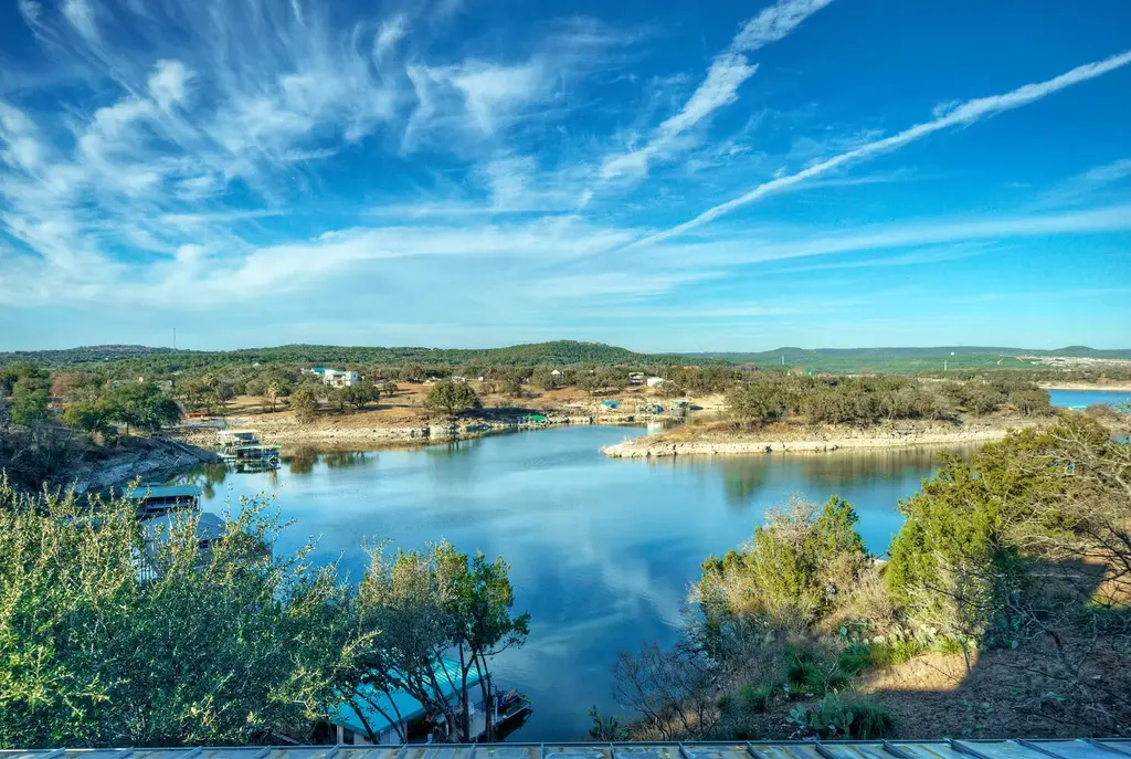 4834 Travis Oaks Drive, Marble Falls