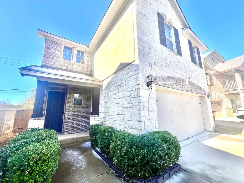 9336 Hunter Lane, Austin