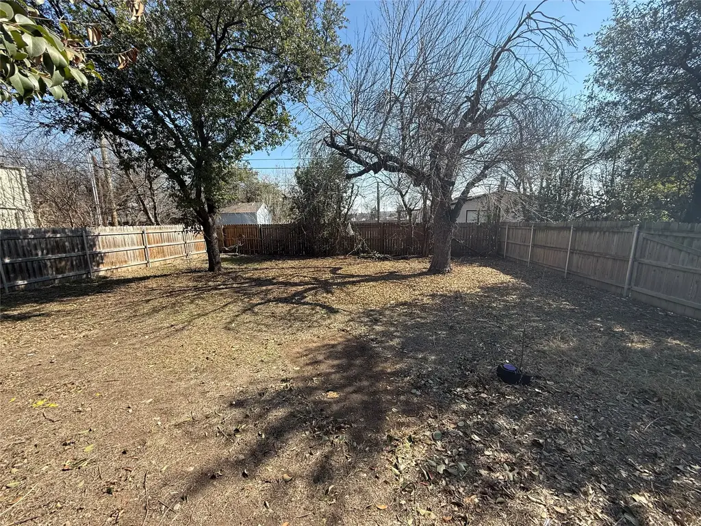 15501 Connie Street, Austin