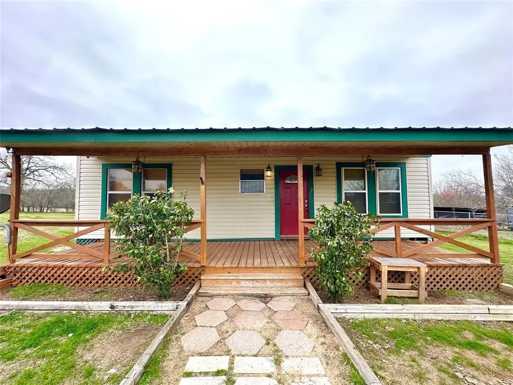 1694 Old Luling Road, Lockhart