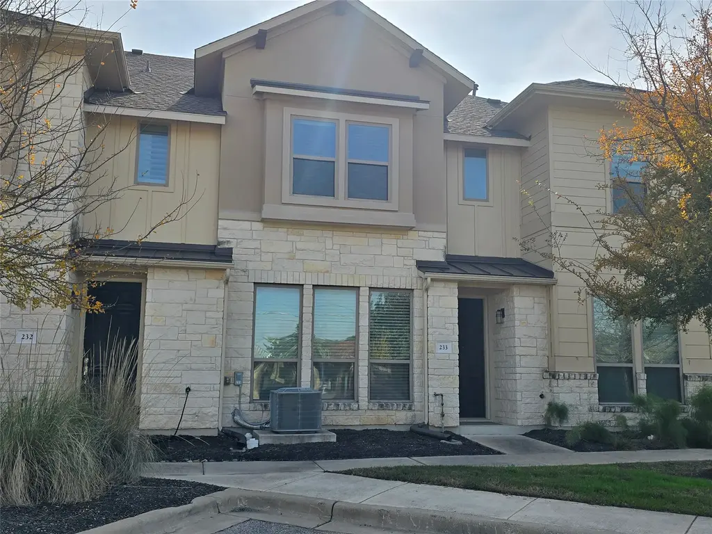 13800 Lyndhurst Street 233, Austin