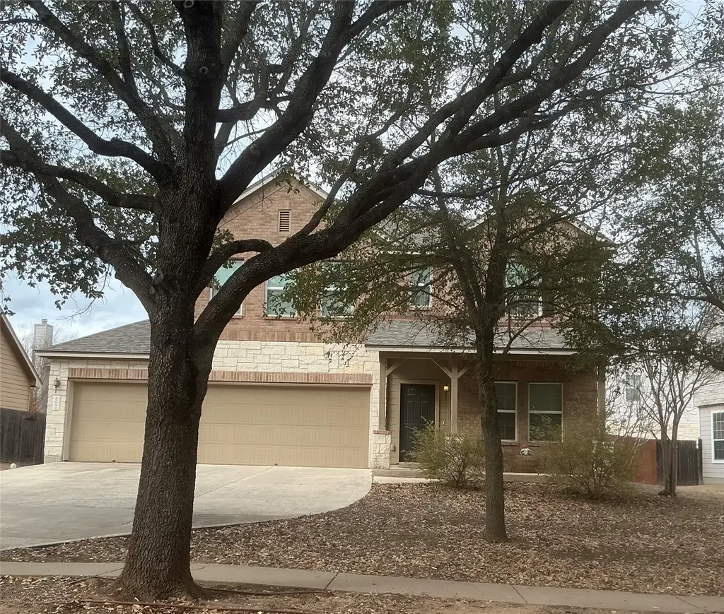 809 Hometown Parkway, Kyle