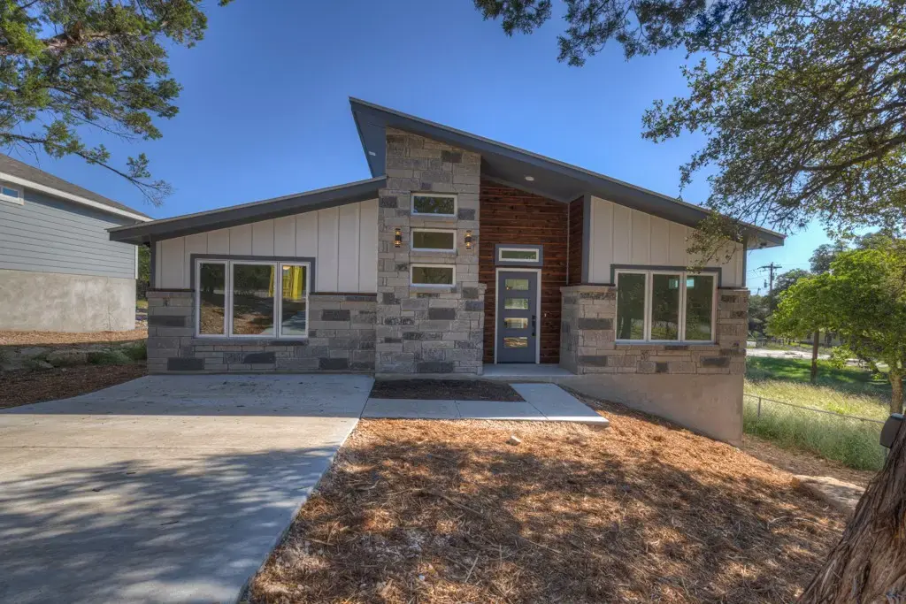 2549 Grandview Forest, Canyon Lake