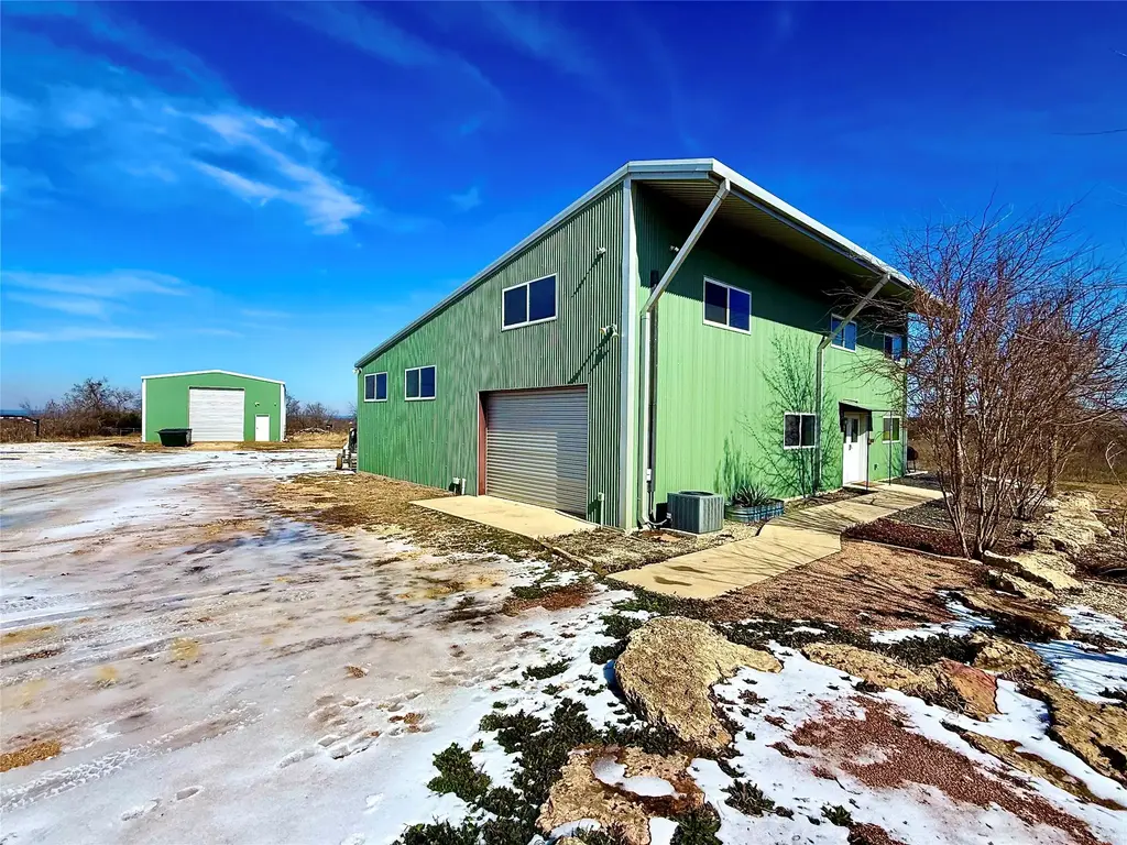21593 Hill Road, Salado
